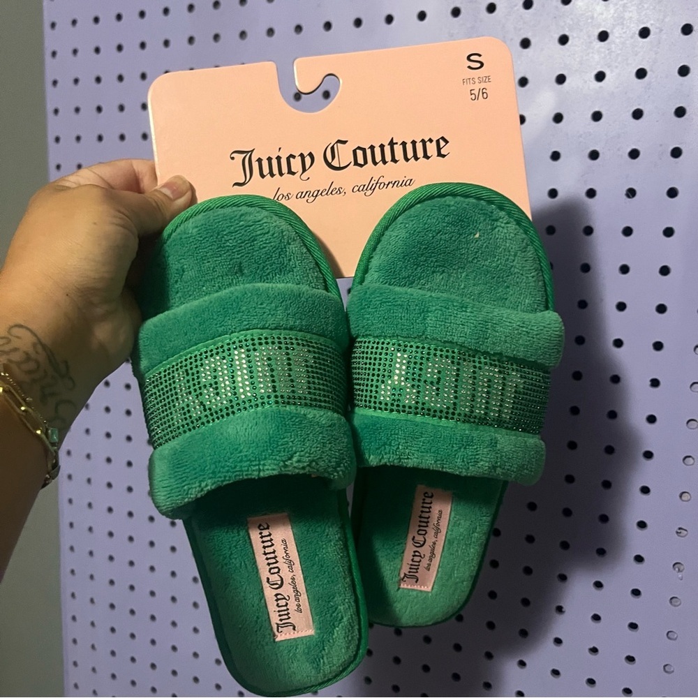 Juicy Couture Slippers